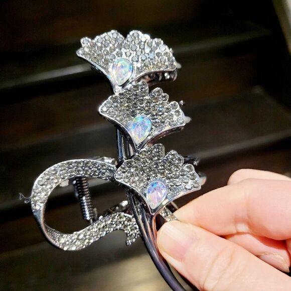 Brand New Dark Grey Rhinestone Top Fashion Hair Clip - Picture 5 of 9